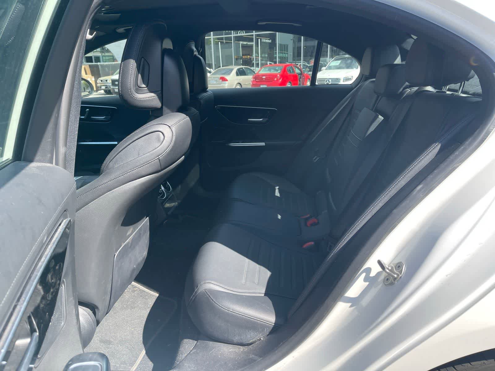 Used 2022 Mercedes-Benz C 300 Sedan image 3