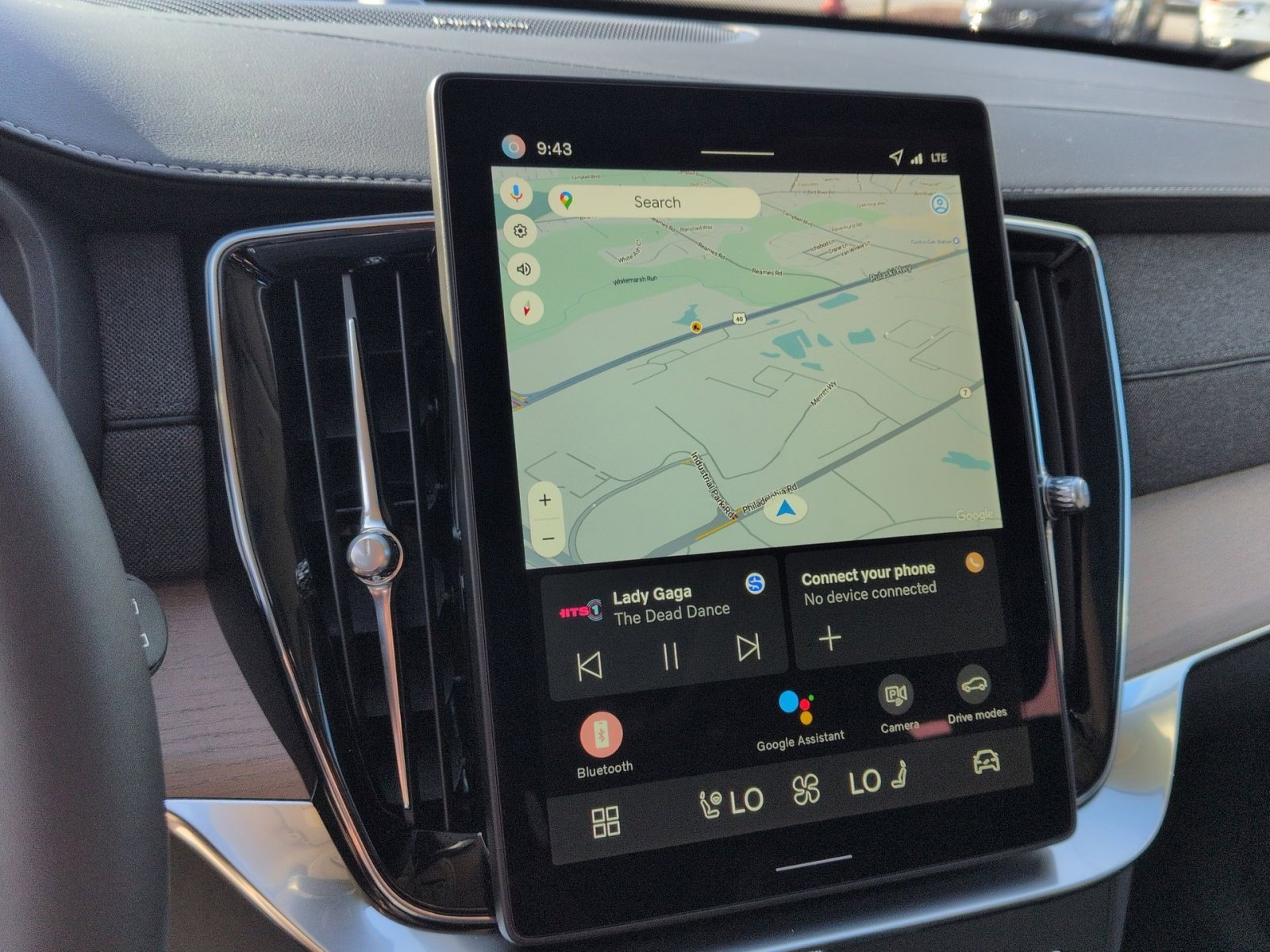 New 2026 Volvo XC90 B6 Plus w/ Protection Package Premier image 20