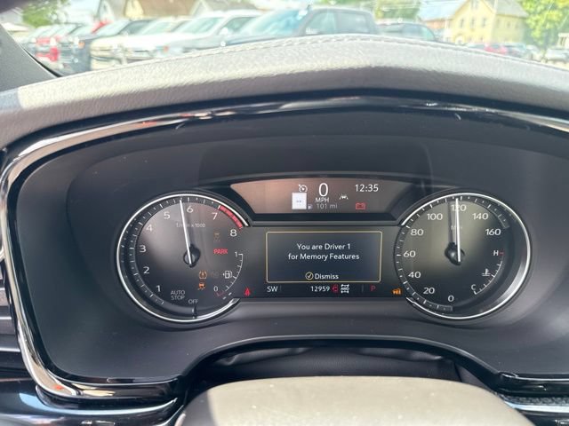 Used 2025 Cadillac XT6 Sport w/ LPO, Floor Liner Package AWD/4WD image 27