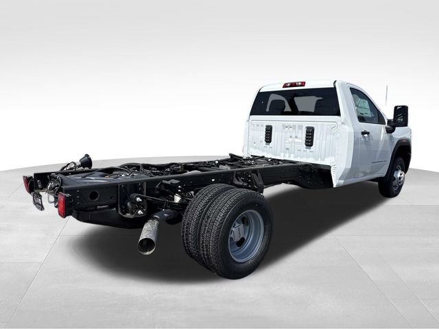 New 2026 GMC Sierra 3500 Pro w/ Convenience Package AWD/4WD image 4