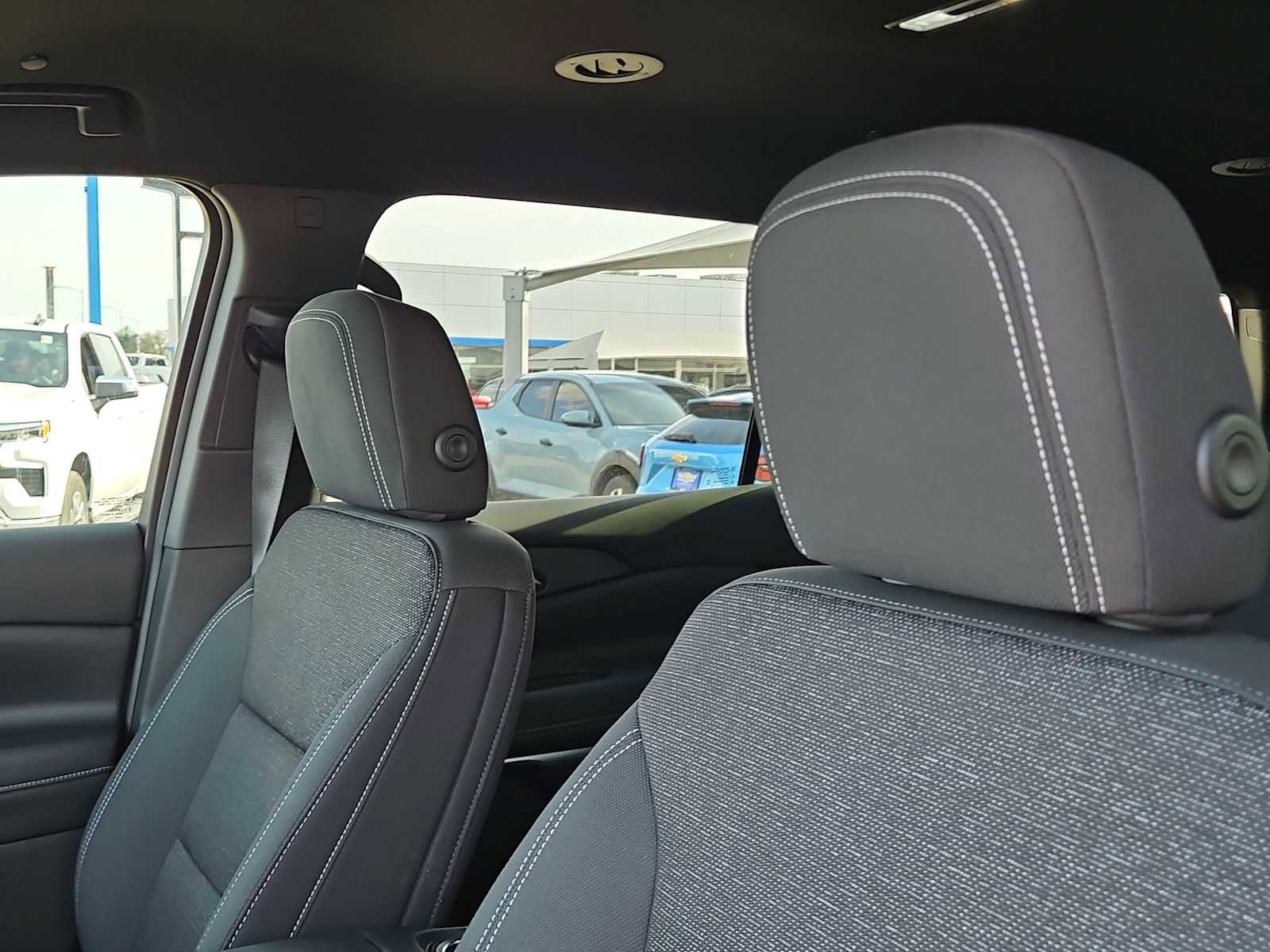 New 2026 Chevrolet Traverse LT image 15