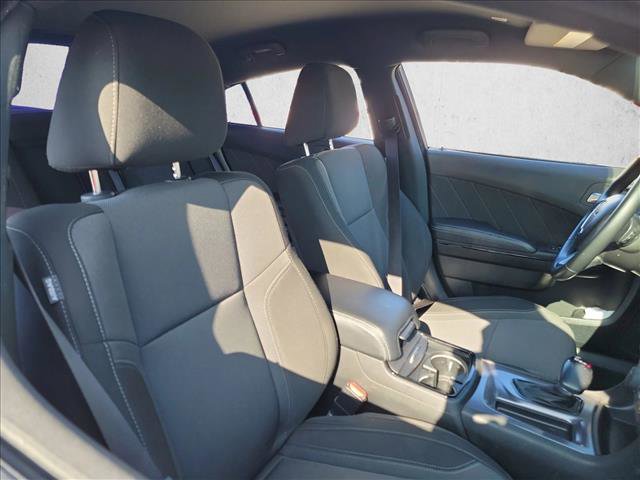 Used 2022 Dodge Charger SXT w/ Blacktop Package image 15