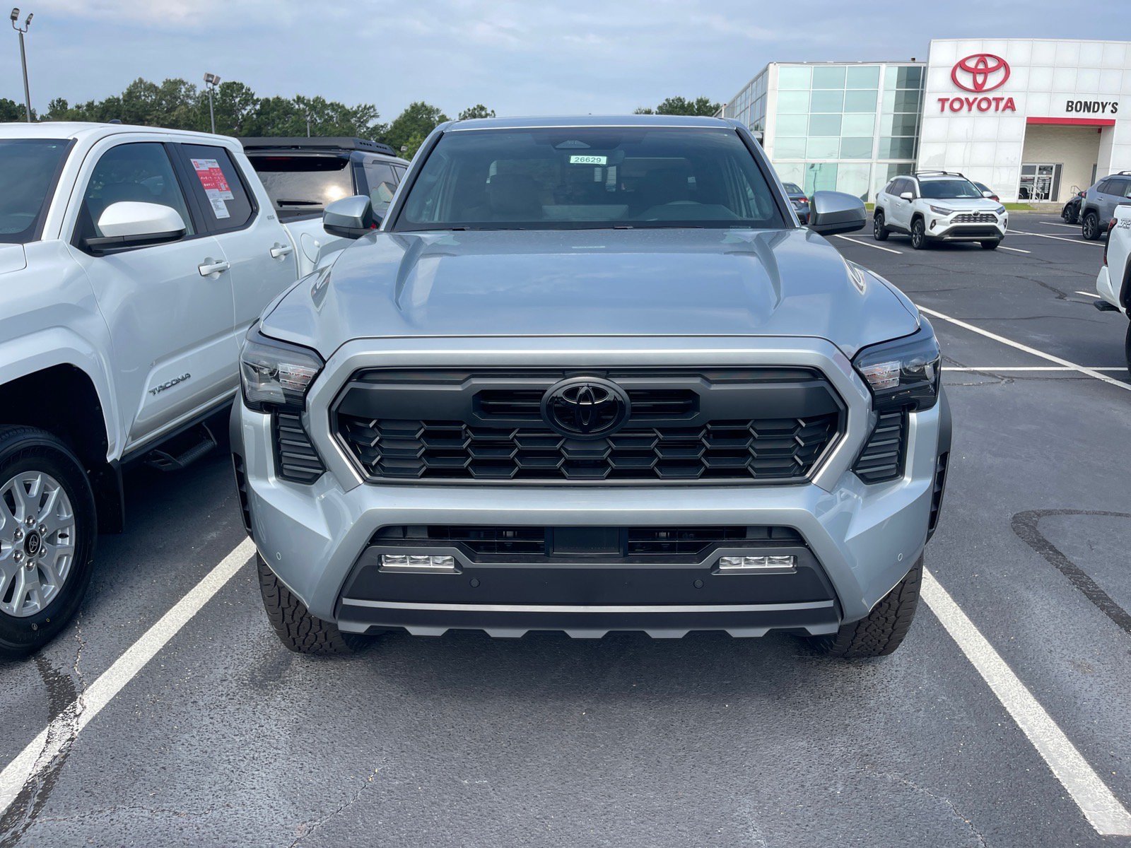 New 2026 Toyota Tacoma TRD Off-Road AWD/4WD image 2