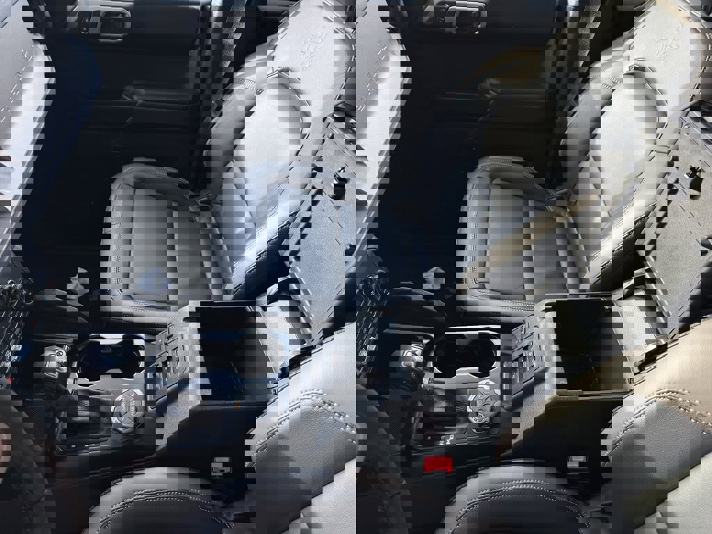 New 2025 Ford Bronco Outer Banks w/ Sasquatch Package AWD/4WD image 24