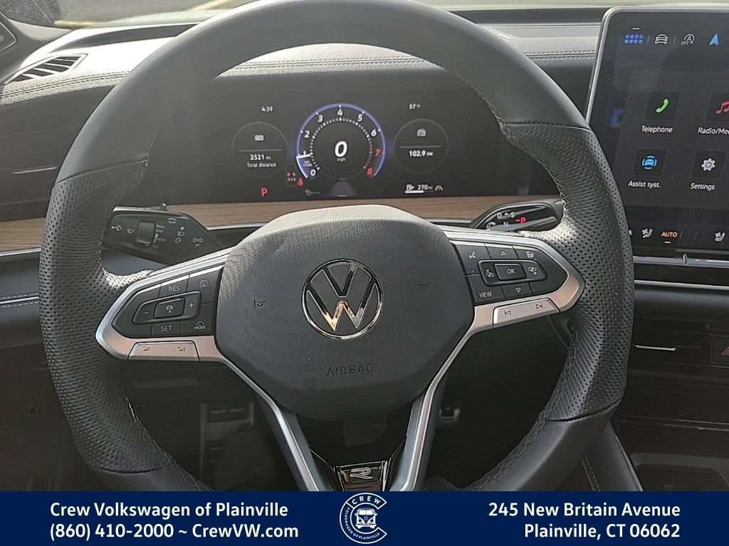 Certified 2026 Volkswagen Tiguan SEL R-Line AWD/4WD image 5