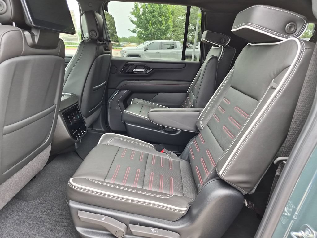 New 2026 GMC Yukon XL AT4 Ultimate AWD/4WD image 40
