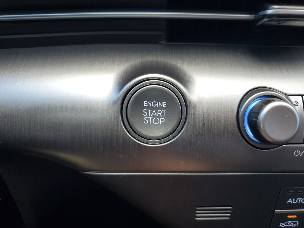 Used 2026 Hyundai Kona SEL Premium FWD image 23