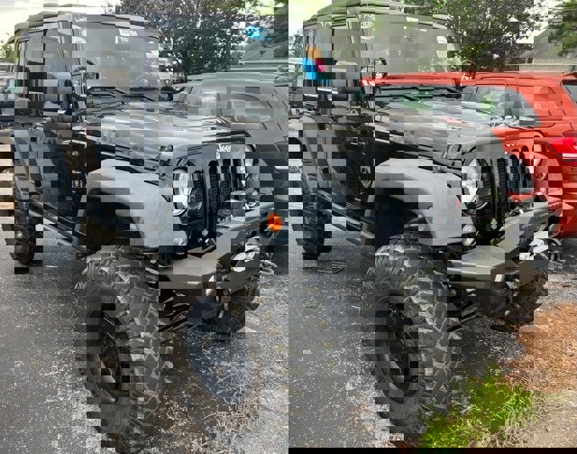 Certified 2015 Jeep Wrangler Unlimited Rubicon image 3