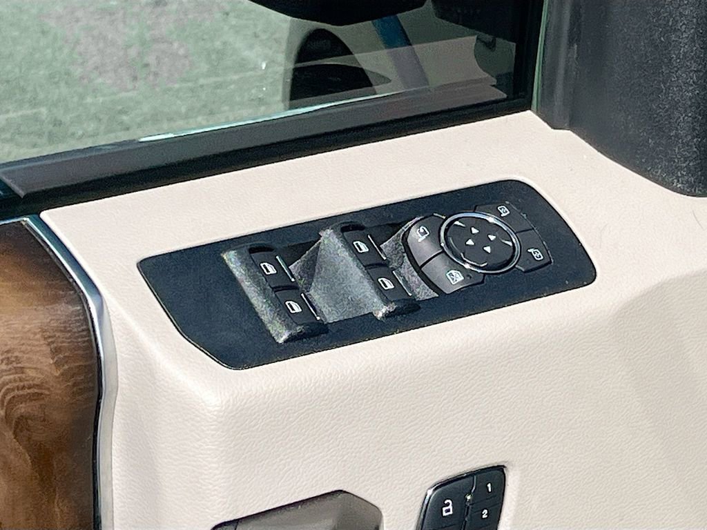 Used 2019 Ford F150 Limited w/ Trailer Tow Package image 18