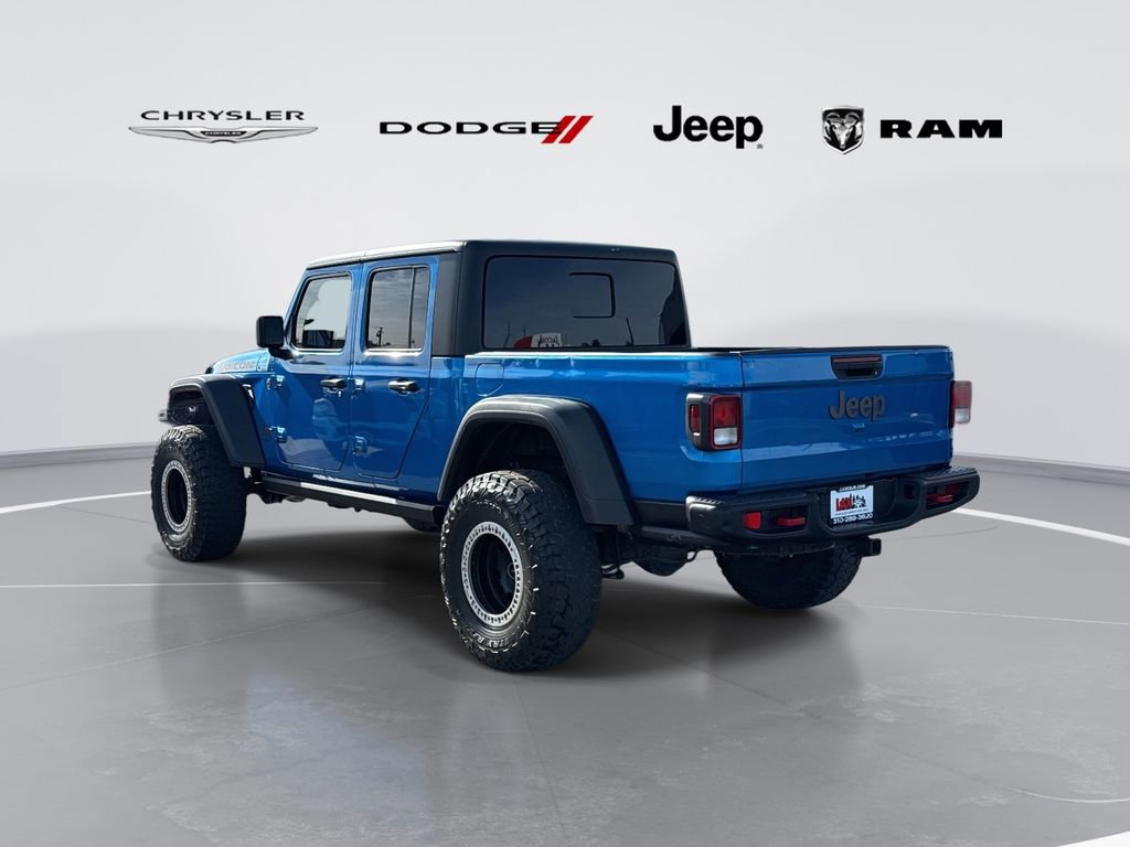 Used 2020 Jeep Gladiator Rubicon w/ Uconnect 4C Nav & Sound Group image 3