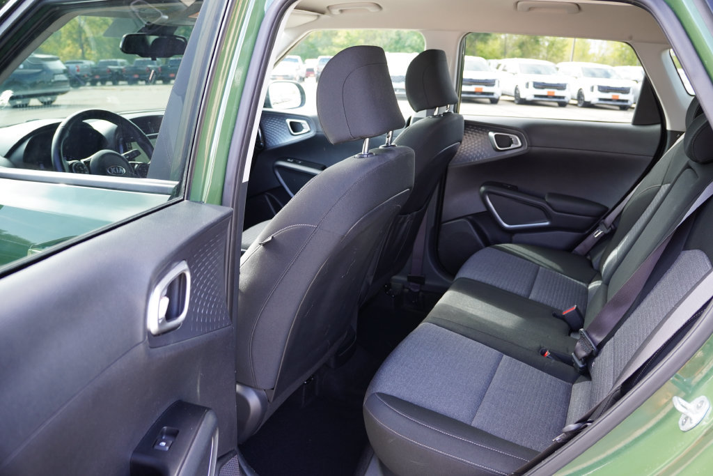 Used 2020 Kia Soul EX FWD image 16