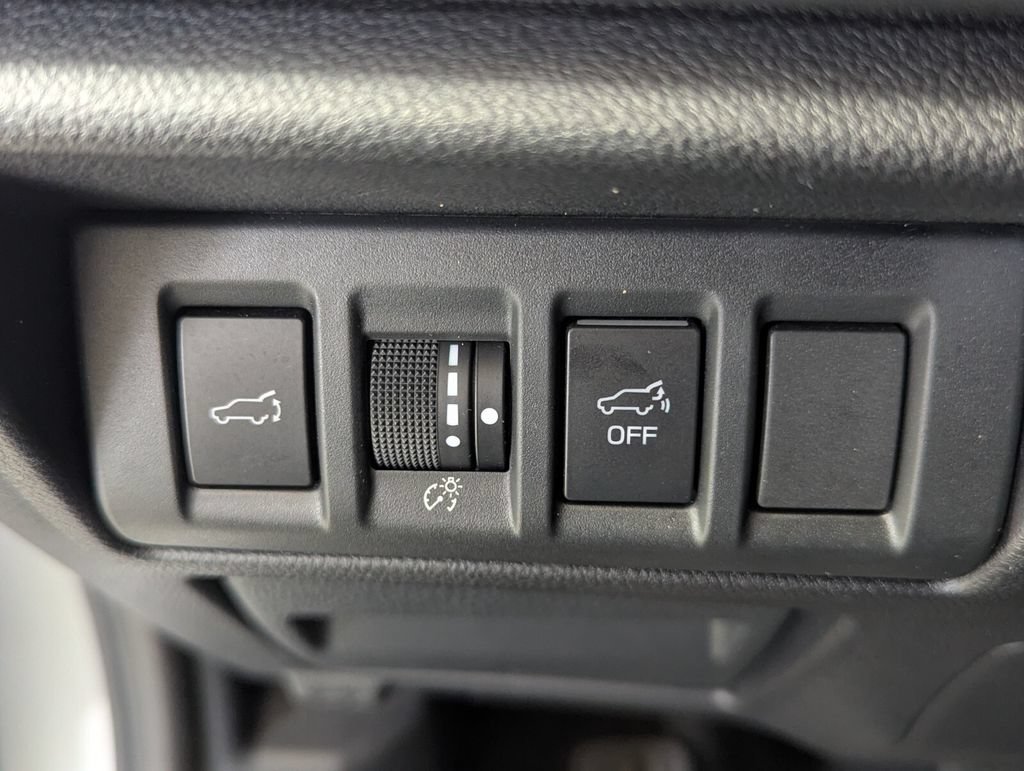 Used 2020 Subaru Outback Limited AWD/4WD image 12