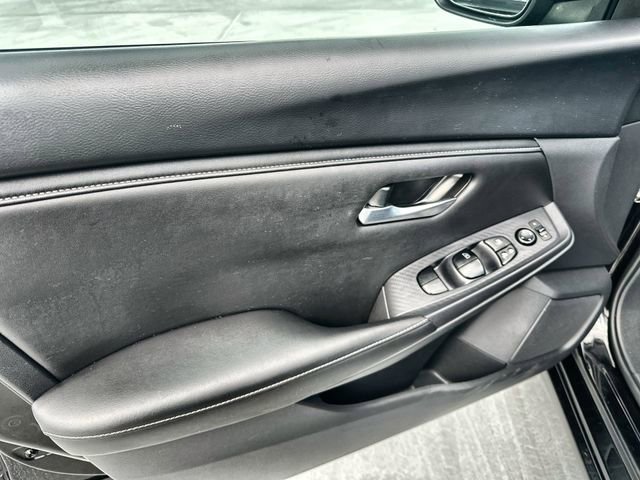Used 2024 Nissan Sentra SV image 15