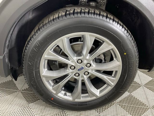 Used 2021 Ford Explorer Limited AWD/4WD image 9