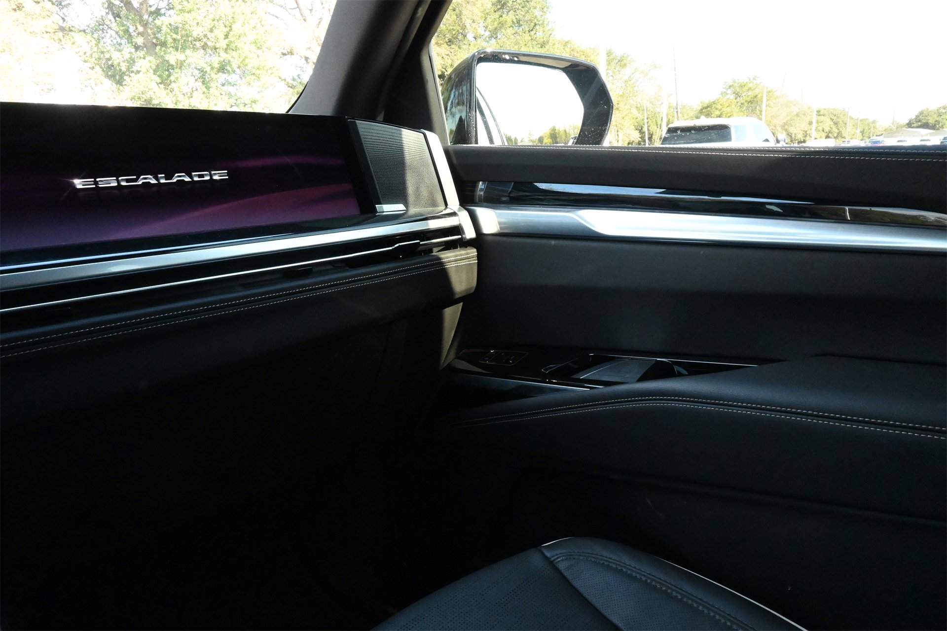 Certified 2025 Cadillac Escalade Sport w/ LPO, Floor Liner Package image 8