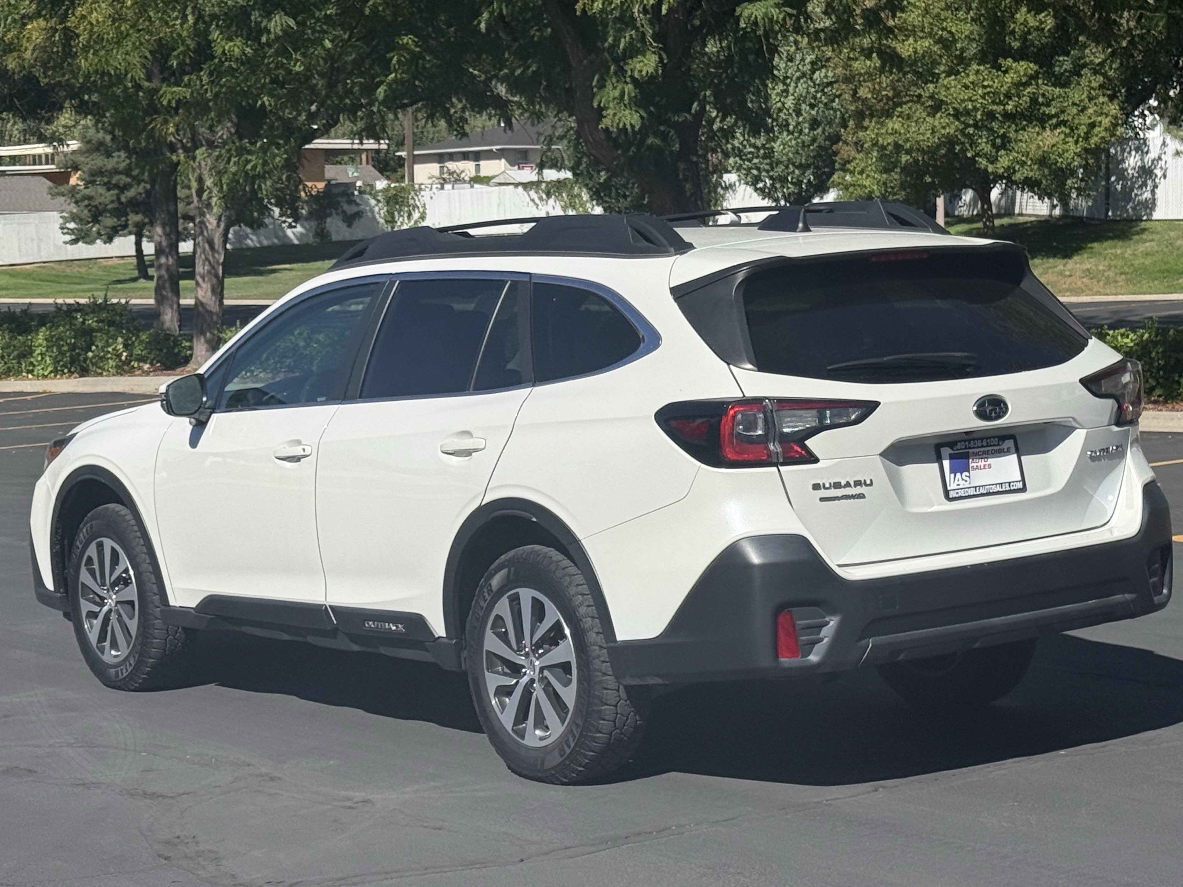 Used 2022 Subaru Outback Premium AWD/4WD image 6