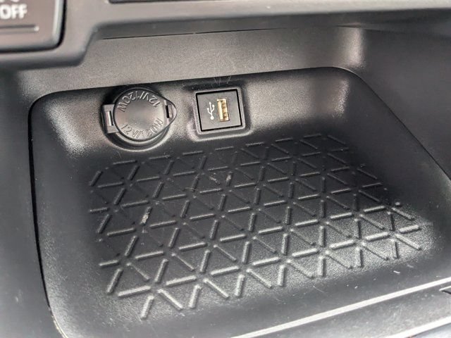 Used 2023 Toyota RAV4 XLE w/ Convenience Package AWD/4WD image 23