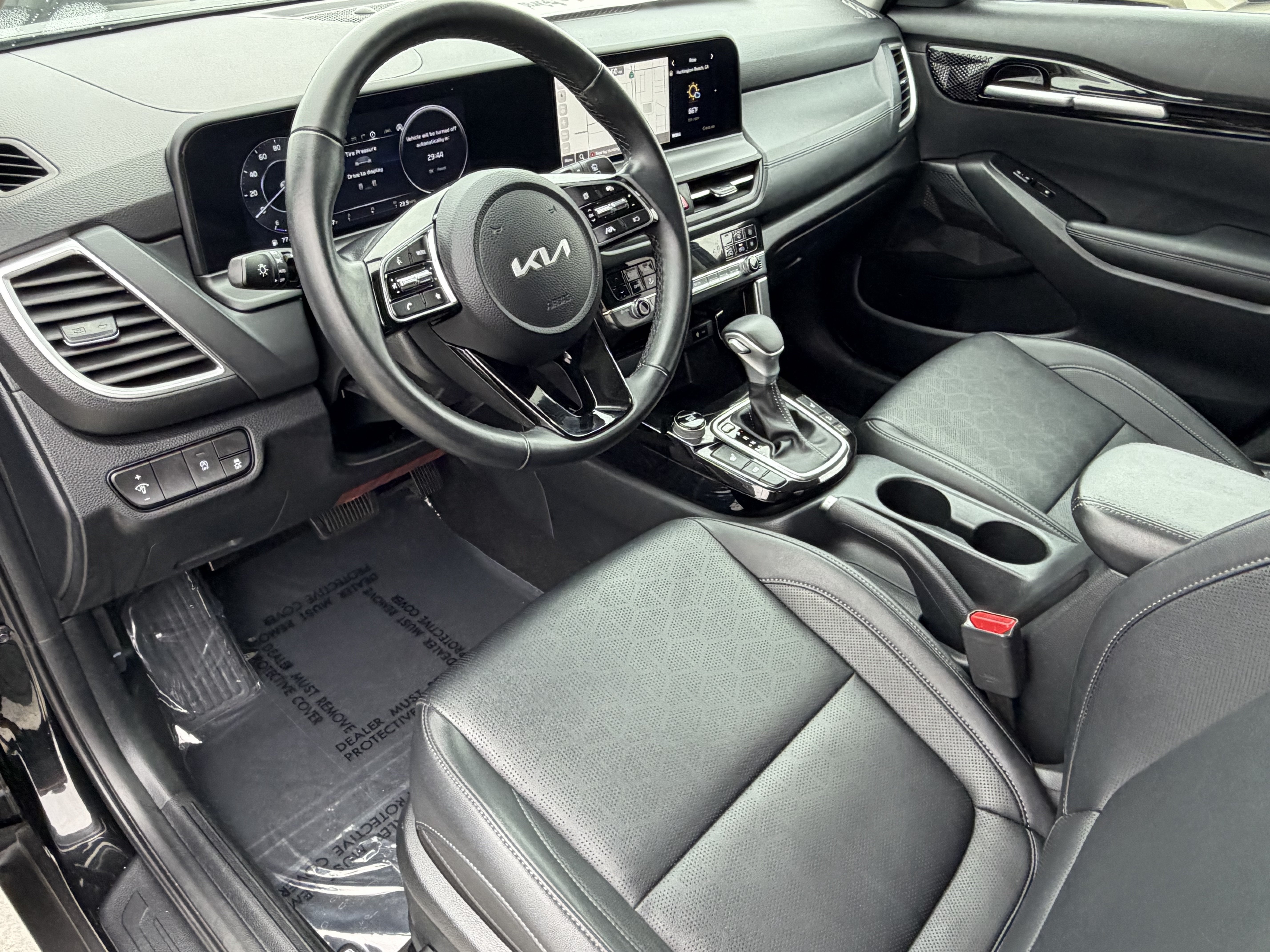Used 2025 Kia Seltos EX w/ EX Sunroof Package FWD image 26