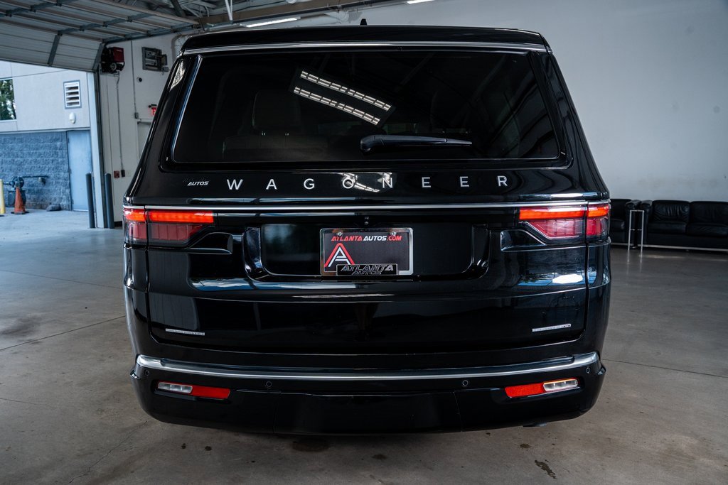 Used 2023 Jeep Wagoneer Series III w/ Preferred Equipment Group image 7