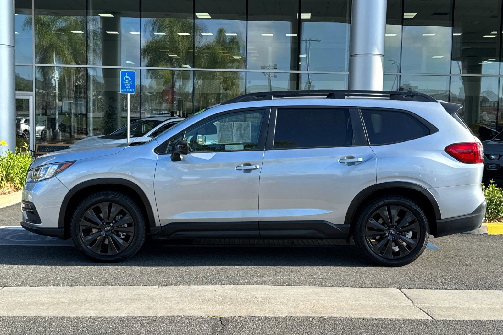 Certified 2022 Subaru Ascent Onyx Edition AWD/4WD image 9