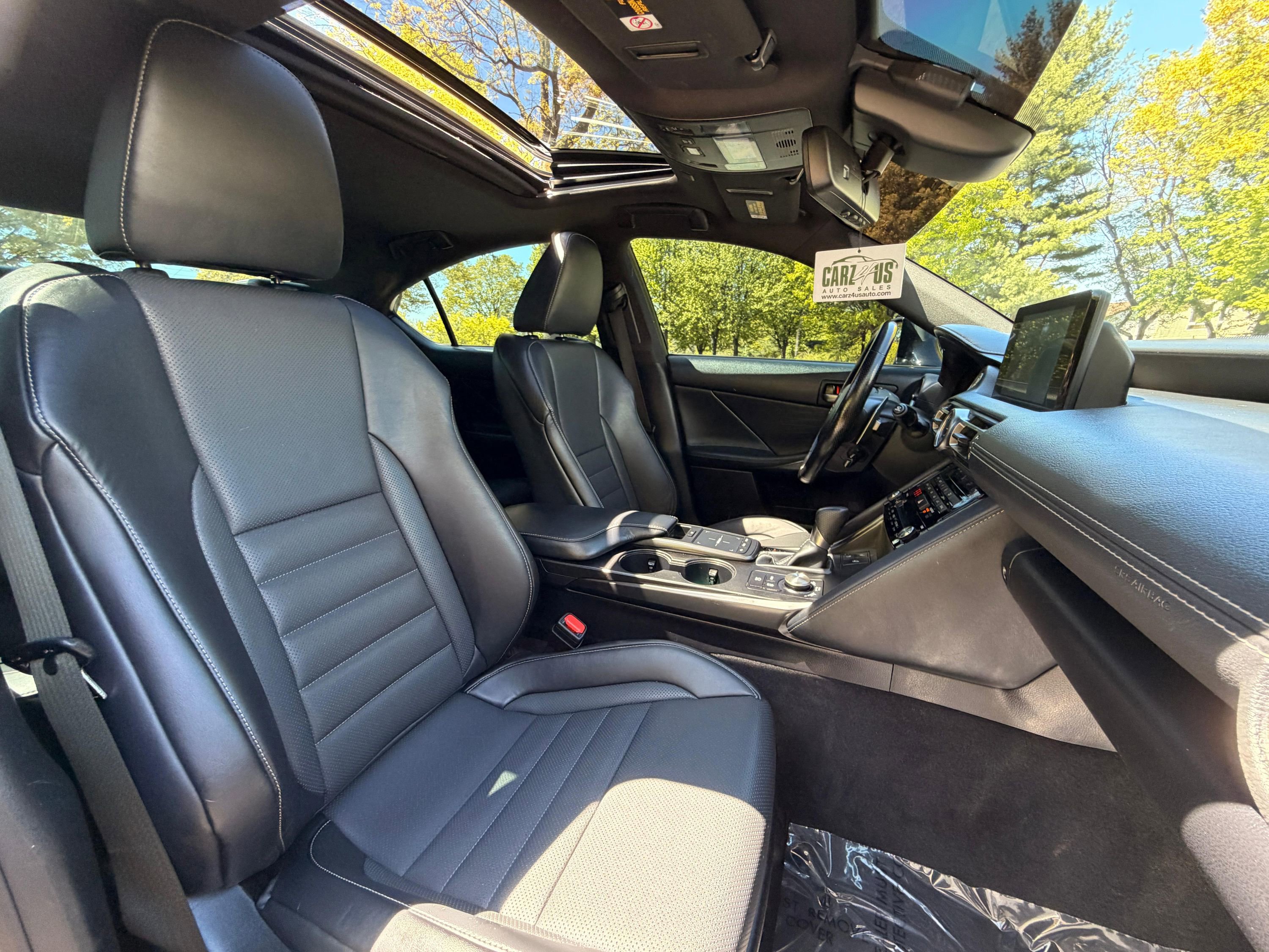Used 2021 Lexus IS 350 F Sport w/ Accessory Package 2 AWD/4WD image 31