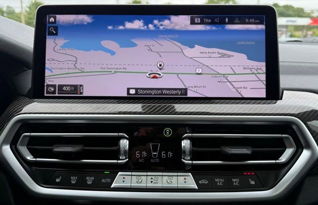 Used 2024 BMW X4 M40i w/ Premium Package image 27