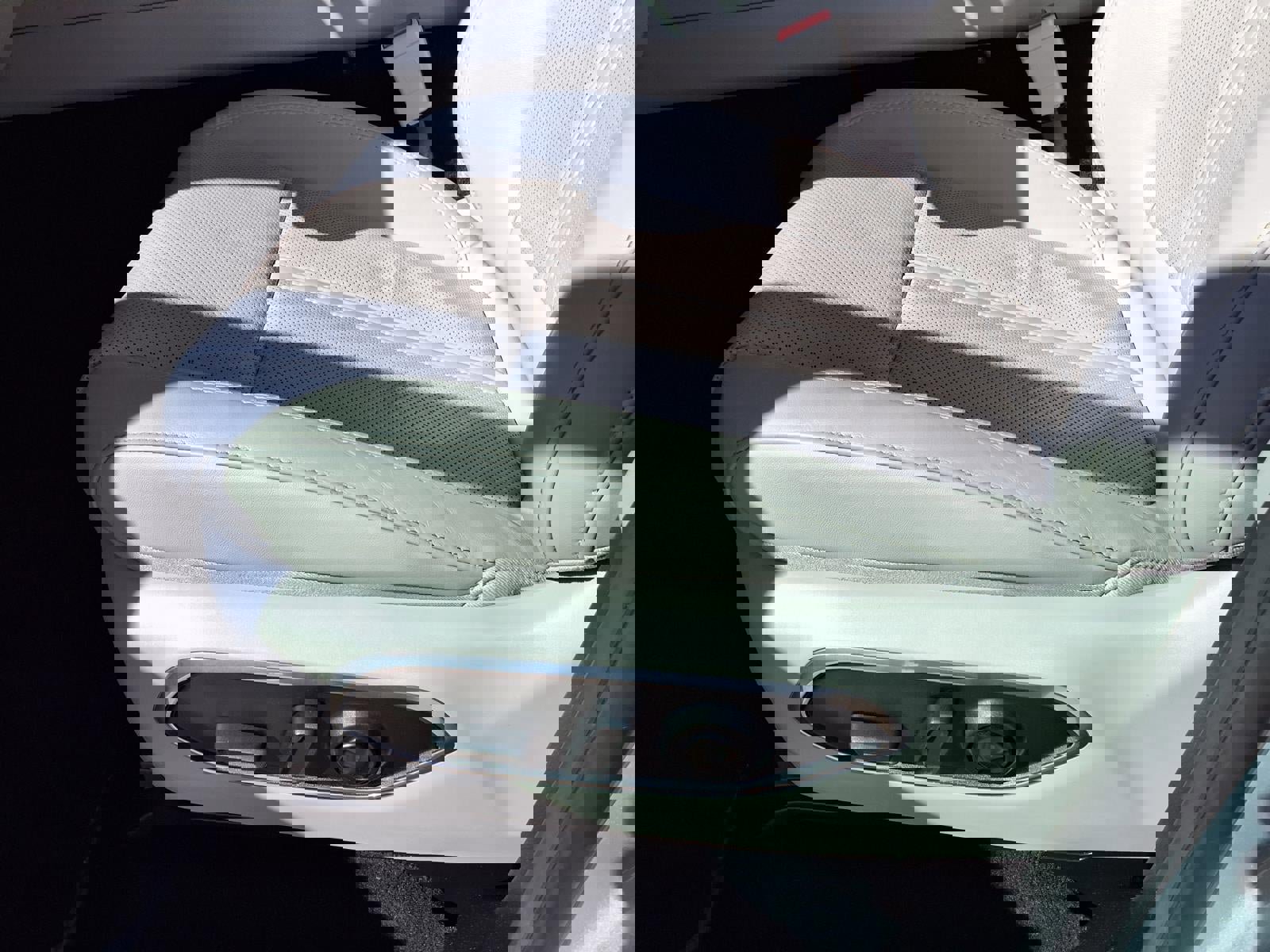 Certified 2023 Jeep Wagoneer Series III w/ Preferred Equipment Group image 22