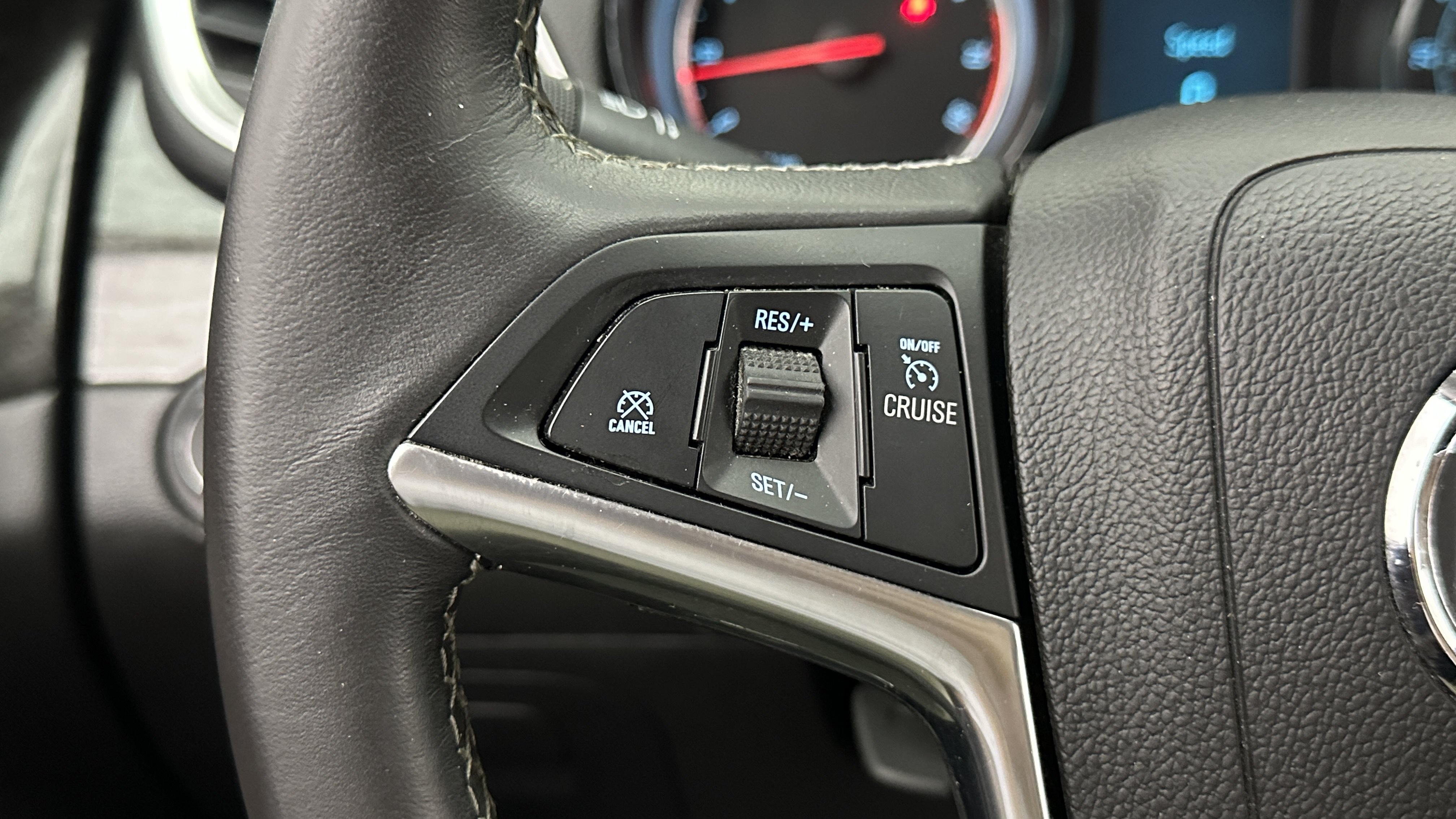Used 2016 Buick Encore FWD image 21