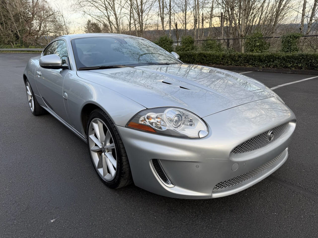 Used 2011 Jaguar XKR R image 3