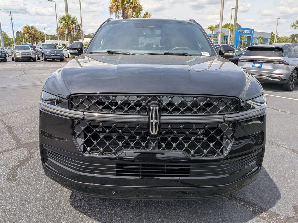 New 2026 Lincoln Navigator L Reserve w/ Jet Appearance Package AWD/4WD image 9