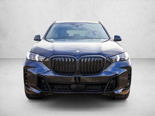 Used 2026 BMW X5 xDrive40i w/ M Sport Package AWD/4WD image 2