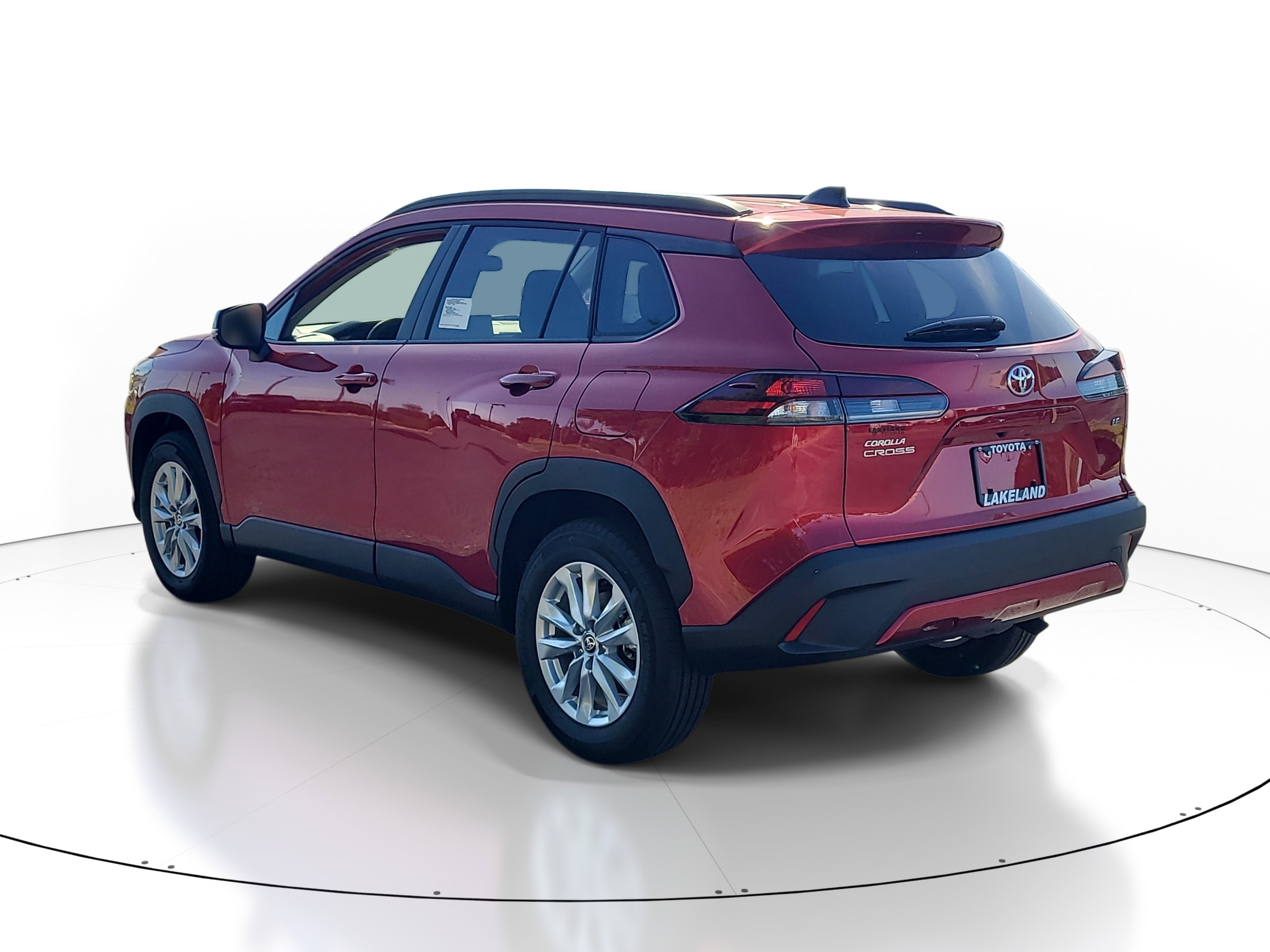 Certified 2026 Toyota Corolla Cross LE FWD image 5