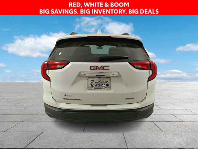 Used 2020 GMC Terrain SLE w/ Driver Convenience Package AWD/4WD image 7