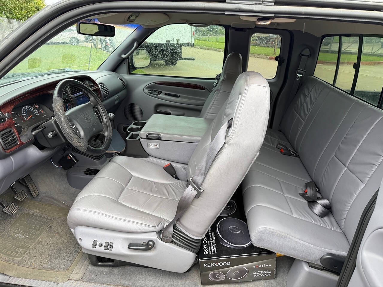 Used 1998 Dodge Ram 2500 Truck 2WD Quad Cab image 10