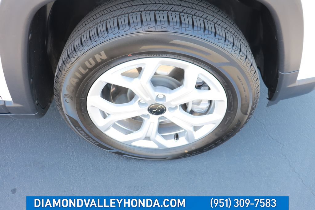 Used 2025 Jeep Compass Latitude AWD/4WD image 25