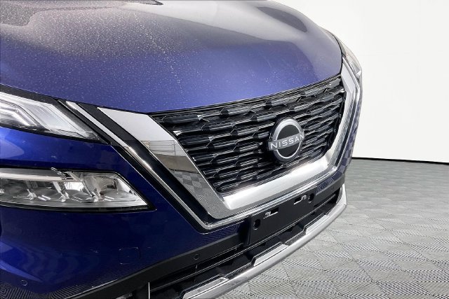 Used 2022 Nissan Rogue Platinum w/ Head-Up Display Package FWD image 29