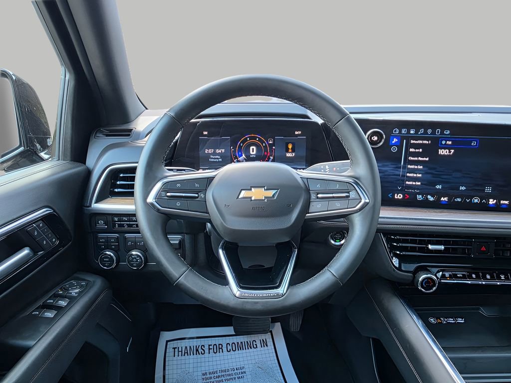 Used 2025 Chevrolet Suburban High Country image 25