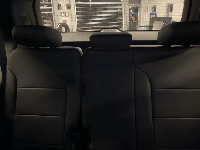 New 2026 Chevrolet Traverse RS image 32