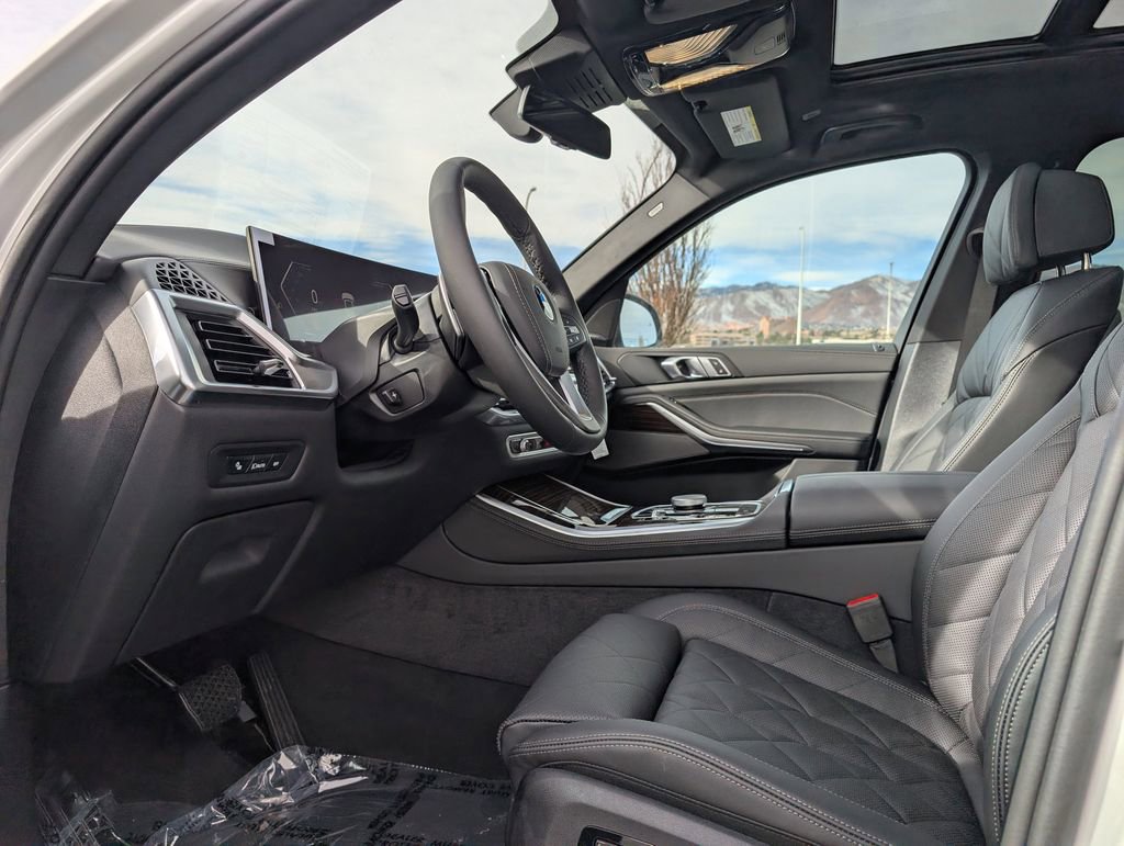 Used 2026 BMW X5 xDrive40i w/ Climate Comfort Package AWD/4WD image 10
