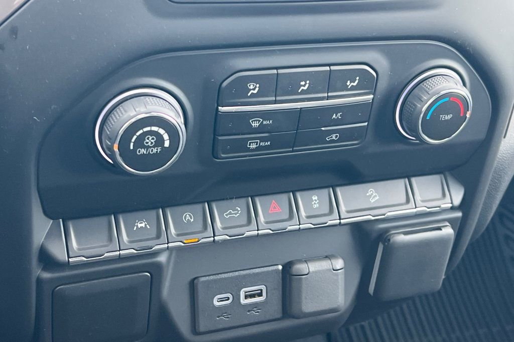 New 2026 Chevrolet Silverado 1500 Custom Trail Boss w/ Dark Appearance Package image 16