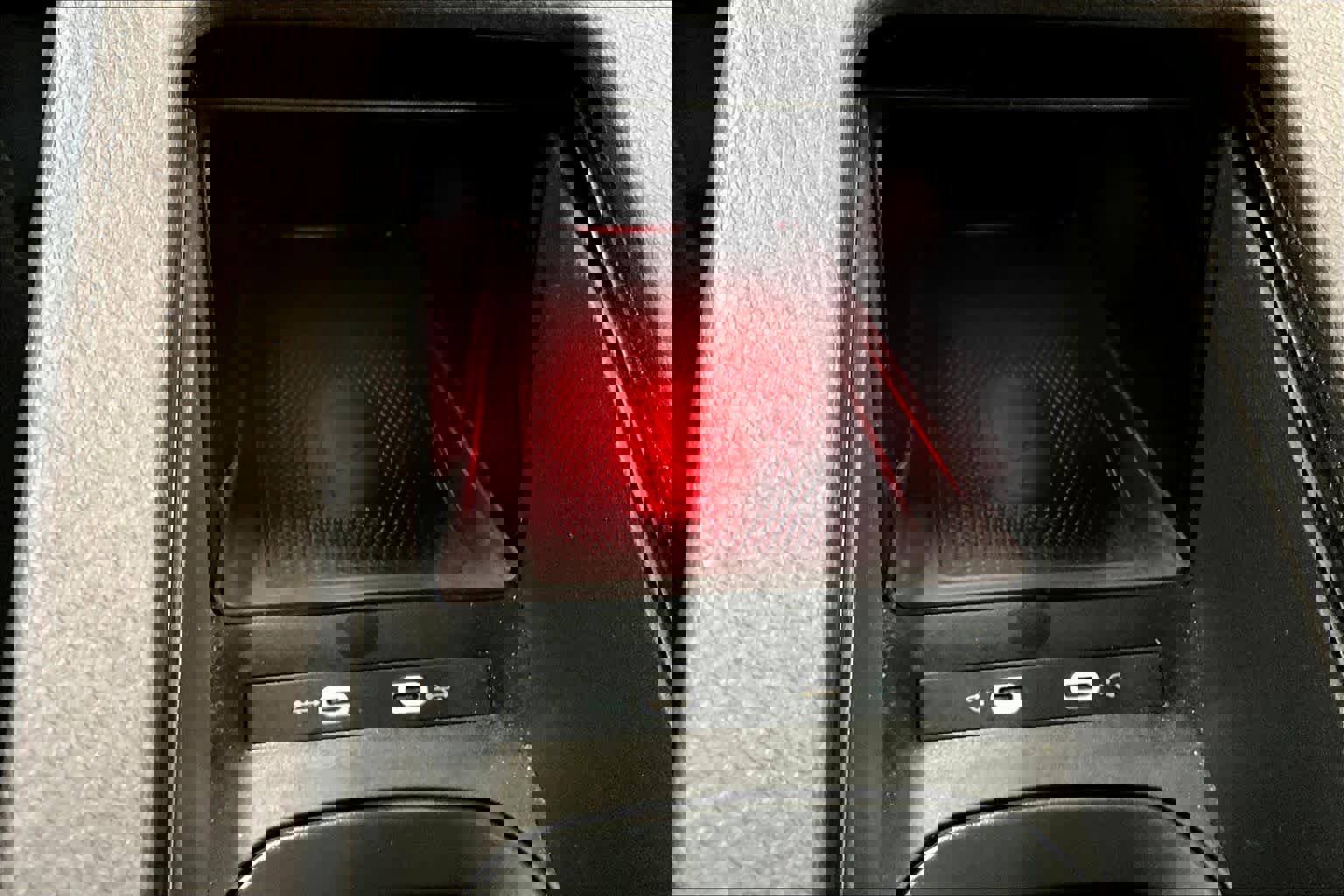 Used 2022 Volkswagen ID.4 Pro S image 36