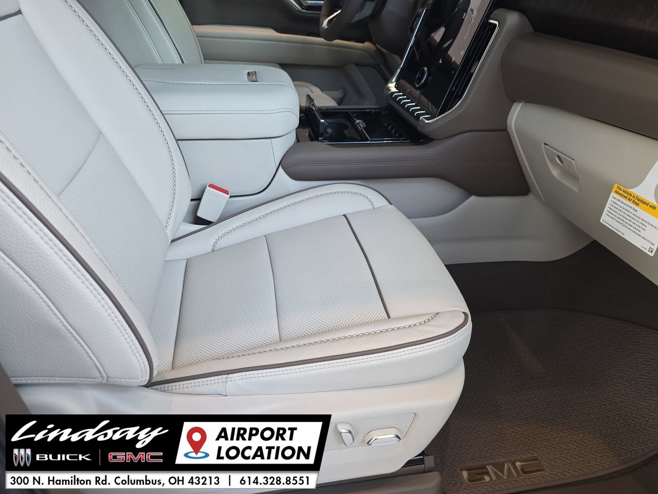 New 2026 GMC Yukon XL Denali w/ Denali Reserve Package AWD/4WD image 21