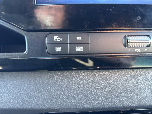 Used 2025 Mercedes-Benz Sprinter 2500 image 34