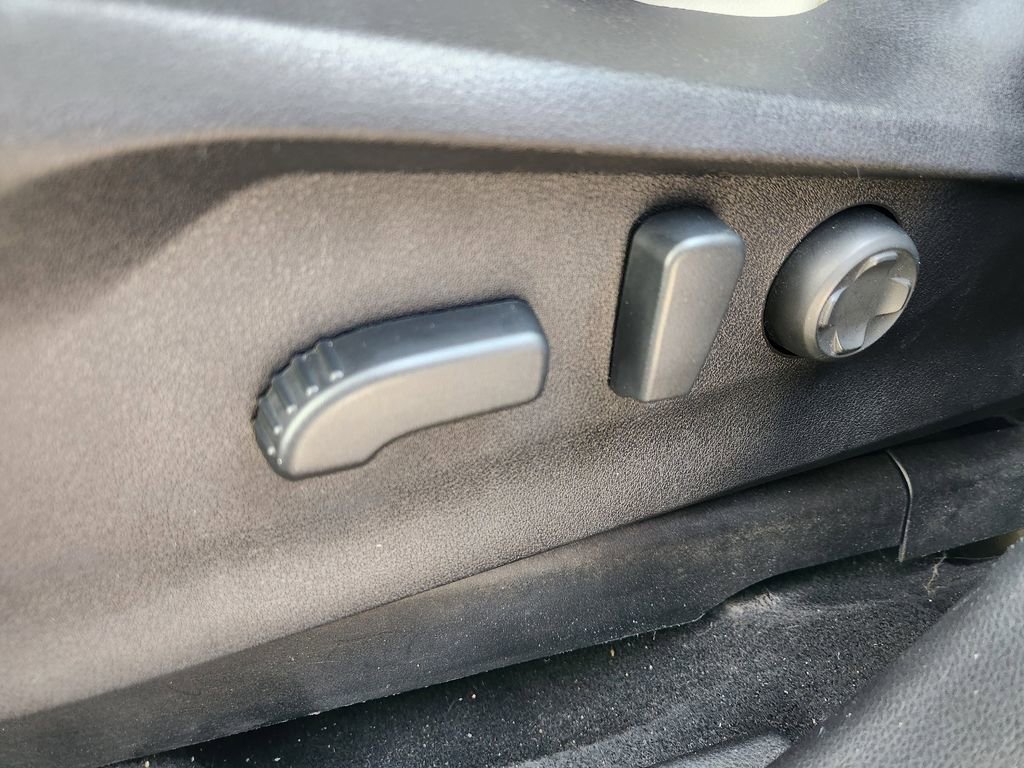 Used 2023 Subaru Ascent Limited w/ Technology Package image 13