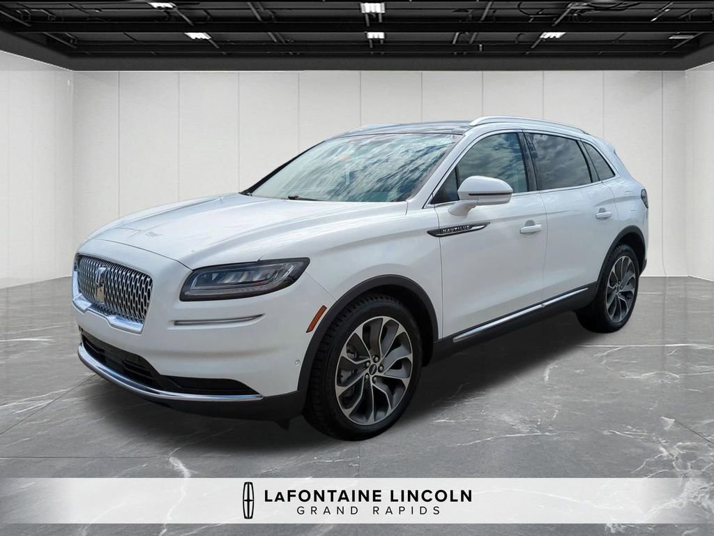 Certified 2022 Lincoln Nautilus Reserve w/ Equipment Group 201A AWD/4WD image 1