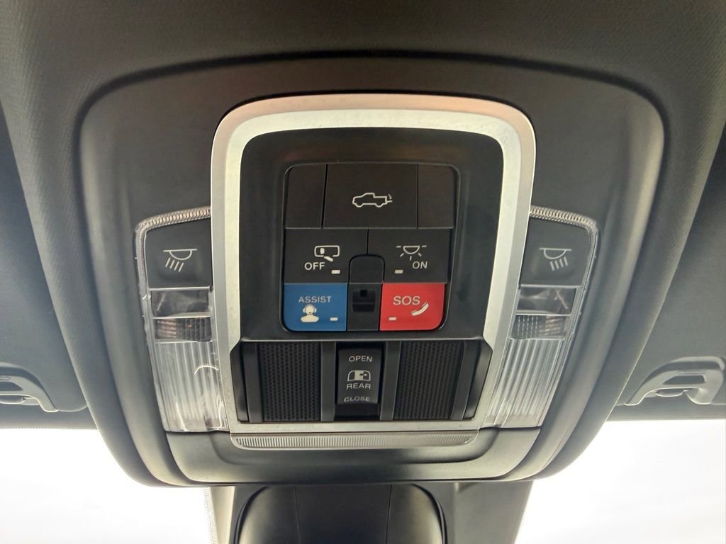 Used 2023 RAM 1500 Laramie image 30