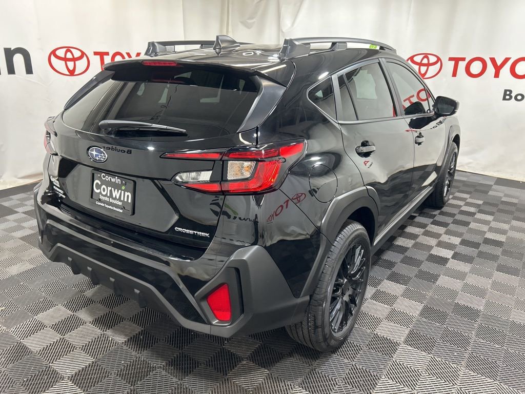Used 2025 Subaru Crosstrek 2.0i Premium image 7
