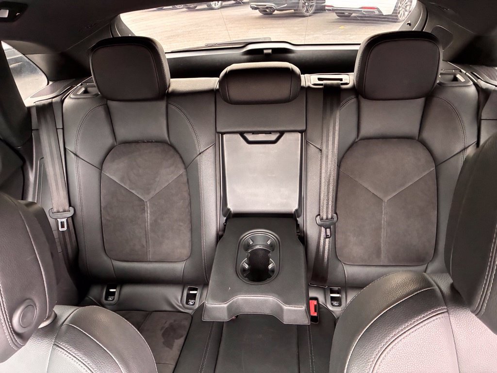 Used 2020 Porsche Macan AWD/4WD image 18