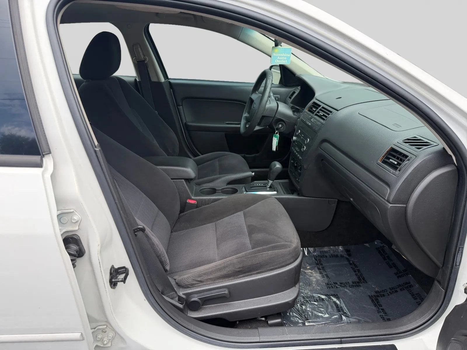 Used 2009 Ford Fusion SE FWD image 15