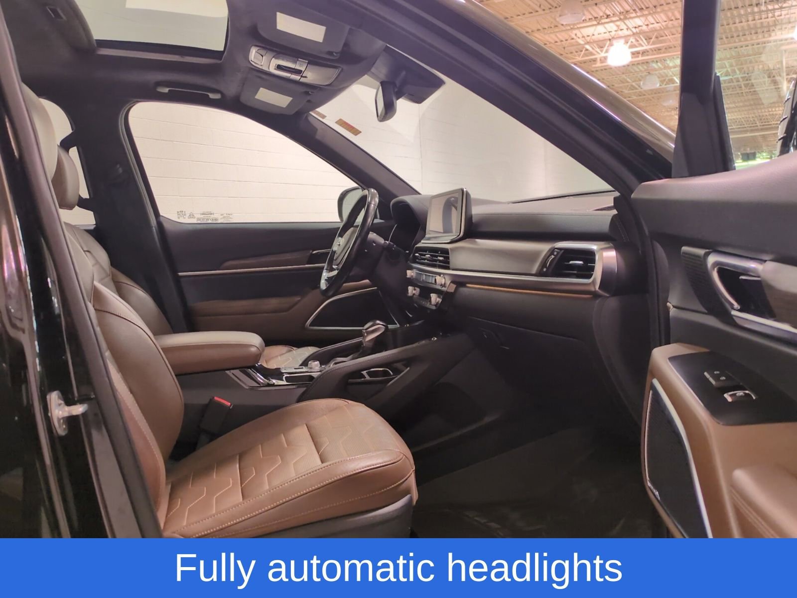 Used 2021 Kia Telluride SX w/ SX Prestige Package AWD/4WD image 9
